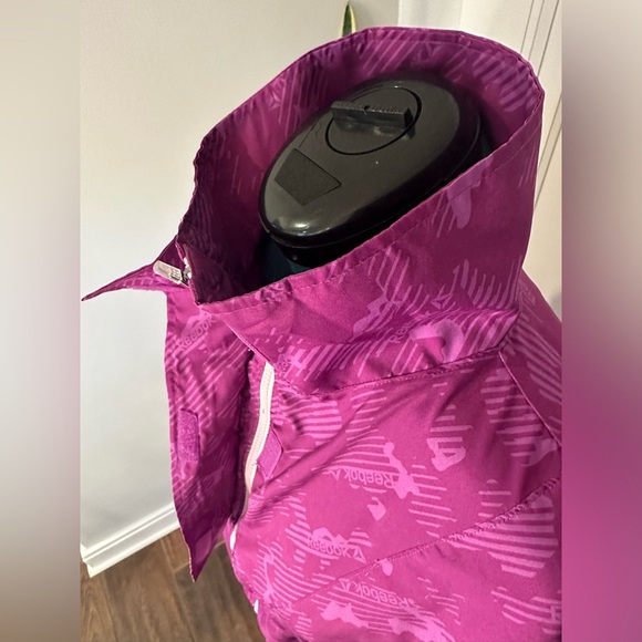 Women’s Reebok Printed Track Jacket small pink Print - Picture 7 of 16